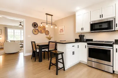 39 Curve Street #39 1