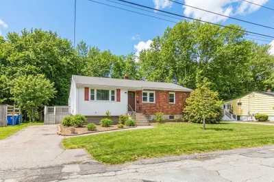 28 Mcdonnell Dr 1