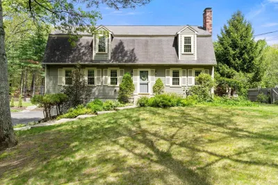 18 Maple St