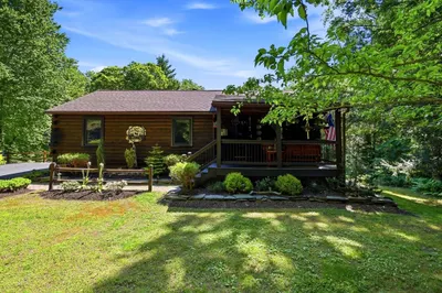 65 Old Poor Farm Rd