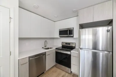 40 Parker Hill #8