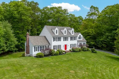 53 Arnold Way