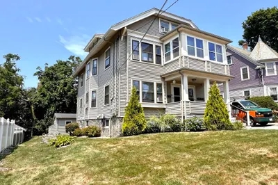 43-45 Roselin Ave