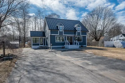 10 Newton Ave 1