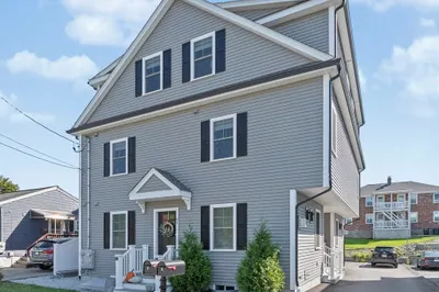 61 Gale Street #2 1