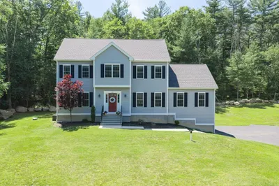 87 Martin Rd 1