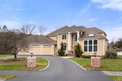 6 Spencer Cir 1