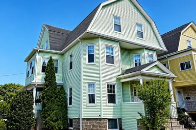 27 Princeton St 1