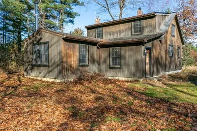 203 Brooks Rd 1
