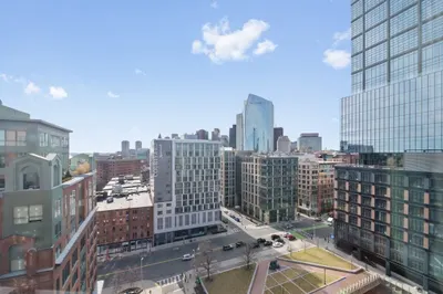 100 Lovejoy Wharf #PH 2C 1