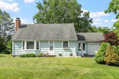 4 Cranston St 1