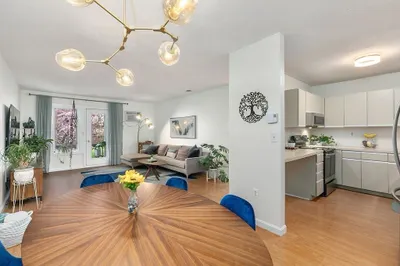 5 Tsienneto Rd #180