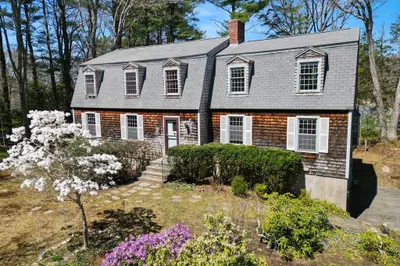 11 Woodholm Road 1