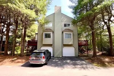 194 Captain Eames Cir #194 1