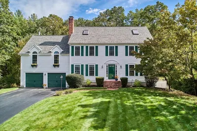22 Olde Tower Ln 1