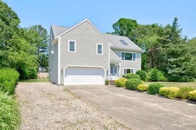 108 Pheasant Ln 1