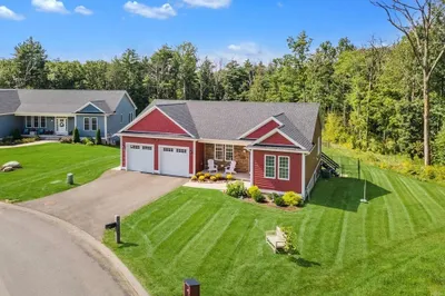 65 Magnolia Ln 1