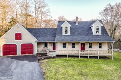 4 Perseverance Ln 1