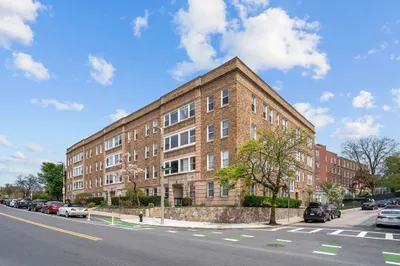 242 S. Huntington Ave #6