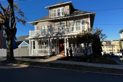10 Chestnut Street #3