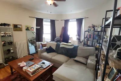 1091 Boylston St #6 1