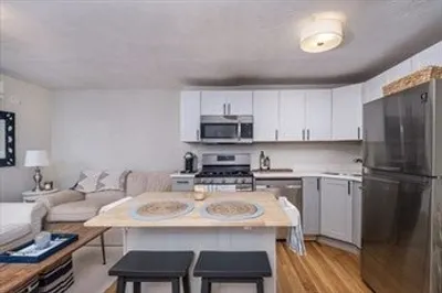 84 Emerson St #3