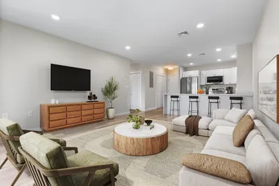 64 Willard Street #406