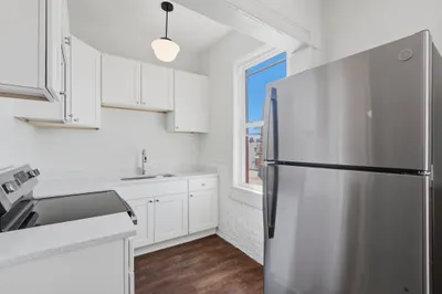 105 High St #4P 1