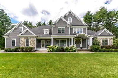 10 Trailside Way 1