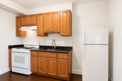 746 Broadway #2 1