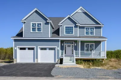 8 Narragansett Drive 1