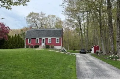 28 Camile Rd 1