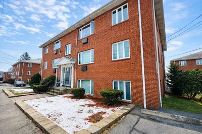 38 Carey Avenue #6 1