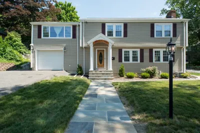 43 E Border Road 1