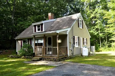 54 Spring Hill Rd