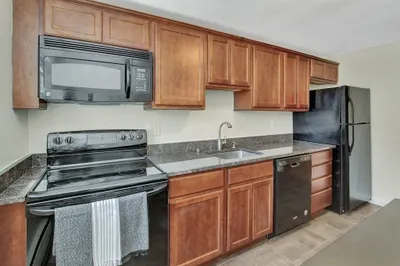 59 Colborne Rd #2