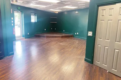 420 Boston Road 1