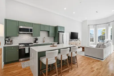 46 Union St #3 1