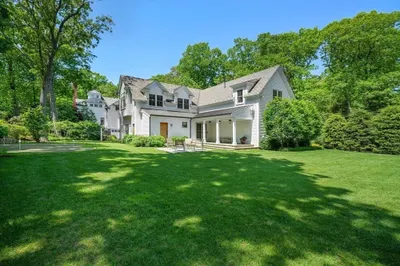 9 Ravine Rd 1