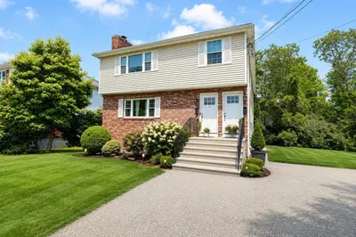 4 Bryon RoAd #A