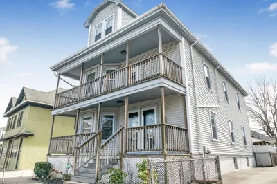 320 Wood St 1