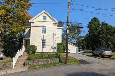 183 E Main St