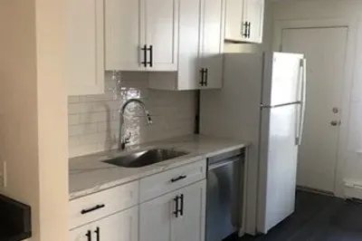 36 Grove St #2