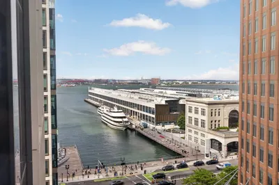 135 Seaport Blvd #1106 1