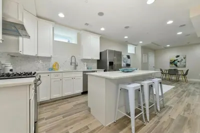 810 East 3rd St #1