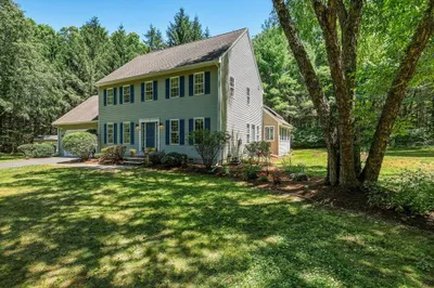 41 Country Ln 1