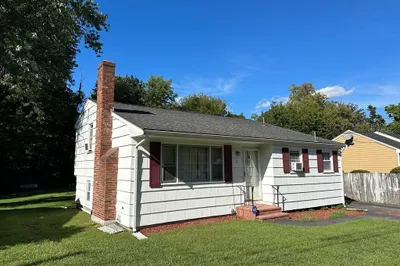 11 Boyden St 1