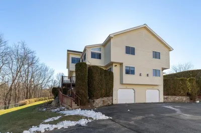 277 Captain Eames Circle #277