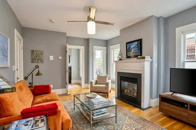271 K Street #2
