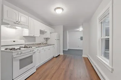 31 Mill Street #4